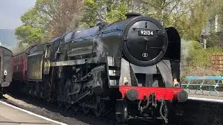 9F 92134 departing Grosmont