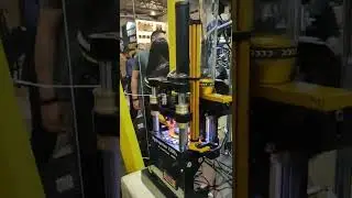 Prensa autom&aacute;tica da Dr. Feeder. Top demais!