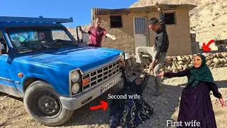 Construction of a cottage yard and conflict between Muslim and his second wife