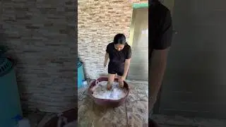 Lavando cobijones a mano 🤚 🧼 #asmr #lavando #limpieza #hogar #motivacion