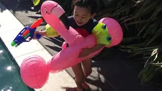 FunFun family - Pool day! - Vlog #1
