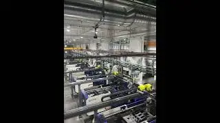 Samfacc customize robot show in customer new factory🤩 #automation #plastic #samfacc #robot #machine
