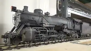 0 scale - ATSF #3126, a 2-8-2 Mikado, with a 17 car freight train