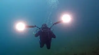 Scuba Diving in a clear-water lake in Nordhausen, Germany - Tauchen im Sundh&auml;user See, Nordhausen.