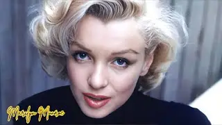 Marilyn Monroe🔥 Stockings, Pantyhose, Tights, Bikini, Nylon, Lingerie, Bodysuit, Mini Skirt