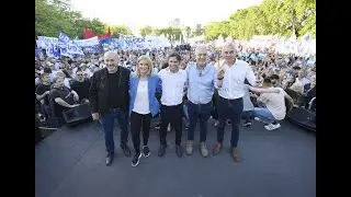 Acto en Plaza Malvinas, La Plata
