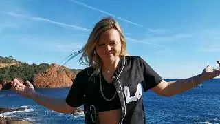 Ofee - Happy Days [Official Video]