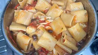 Pasta con baccalà (Olive e Capperi) la ricetta napoletana 😋🇮🇹 Italian food official 2023
