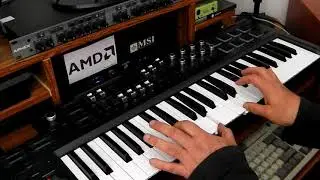 Walking alone - Behringer Motor49 Echo Digital Audio ECHO2 SQ8l FM8 Korg Polysix Superteclados.com