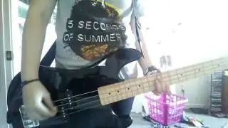 5sos She look so perfect - Bass Cover