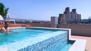 Open Air Pool in Orange Fitness