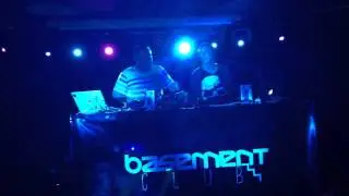 JANDRO AK 47 B2B LEE.NOSH - BASEMENT CLUB - GIJ&Oacute;N (1-8-14)