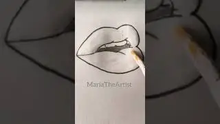 Giliter lip art #shorts #mariatheartist #yt #art #lipstick_art #giliter #lip #subscribe