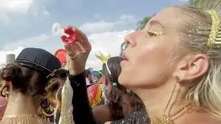 Orquestra Voadora - Lan&ccedil;a Perfume - Carnaval 2024