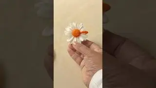 Daisy flower candle making🧡                    #candlemakingathome#candlecraft#candles #candles