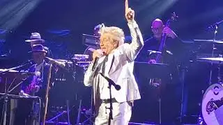 Rod Stewart ft Jools Holland - Raise The Roof at RAH