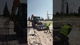 Jcb Loading big stones
