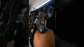 Как выглядит красная точка на пистолете