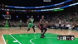 Jaylen Brown&rsquo;s Epic Blunder: Left-Hand Turnover  #NBAHighlightReels #Shorts
