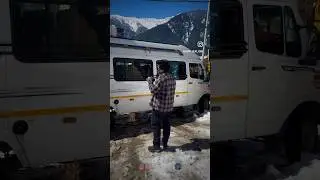 Manali last group video #manali #trendingshorts #snow #manalitourpackagefromdelhi #rescue #adventure