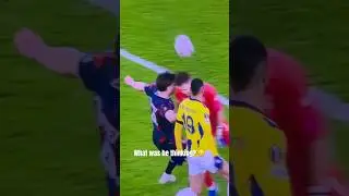 Rangers keeper Jack Butland headbutts and nearly knockouts teammate, Robin Pr&ouml;pper 😳 #football