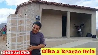 Olha de Ane ao Ganhar um Super Presente 