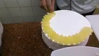 طريقة عمل تورته الفواكه مع الشيف كامل حسن