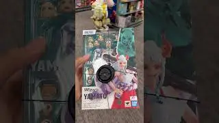Figure hunting at Barns & Noble #gojo #shfiguarts #jjk #jujutsukaisen #shf #figure #saturogojo