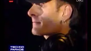 Dj Manu le Malin @ Techno Parade 98, Paris 1,000,000 RAVERS - my VHS remastered