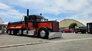 custom peterbilt 389 Dump Truck