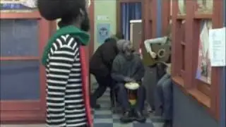 Head & Hands sings 
