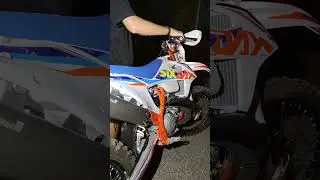 KTM 300 SIX DAYS 2022 - COLD START