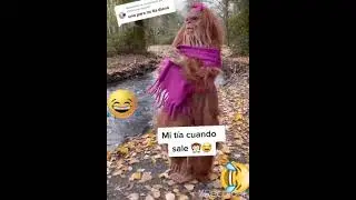 Mi t&iacute;a cuando sale 🙊🤣