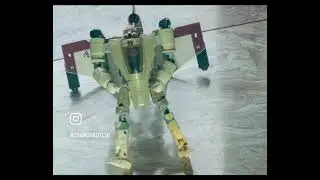 Clone pilot can transform into V-19 Torrent star fighter #starwars #transformers 