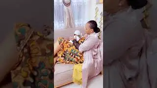 Jackline wolper, akiwa na mwanae