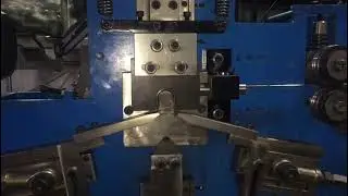 automatic mechanical D ring making machine working video