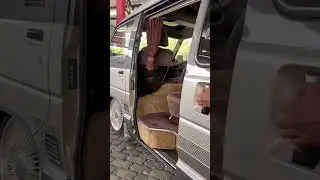 Hiace paling langka 📸🫶🏻 #modivikasiotomotif #automotive #classic #mobilclassic #toyota #hiace