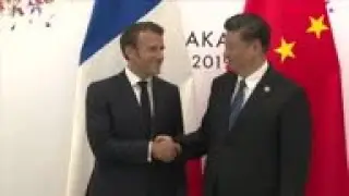 Macron meets Chinese President Xi