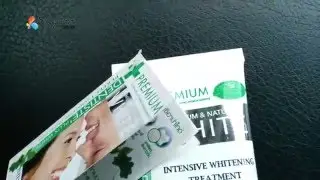 Dentiste Plus White Premium & Natural White Toothpaste 100g