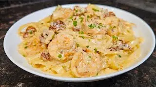 Сливочная паста с вялеными на солнце томатами и креветками
