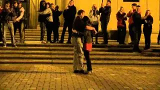 A Kiss Under the LSU Clock Tower Turns Into a Proposal