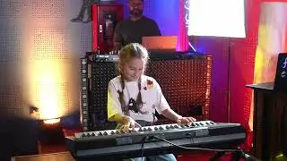 Alisa Kristich - 21 Guns - Green Day - Piano