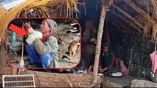 Deep Forest Nomad Life | An Old Man Weaving in the Cold of Nepal