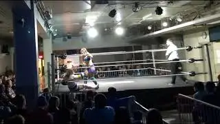Sixi&egrave;me Combat (VP) : Kacey Diamond Contre Mary-Lee Rose Chabot. Show de lutte FCL du 5 Avril 2025.