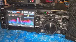 Yaesu FTdx10 Looking at this modern transceiver and thinking of the Kenwood R-5000