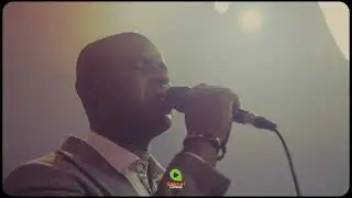 Live worship session with Minister Mark Davison 4