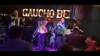 Miguel Cufos-Emergencia de amor(en vivo)