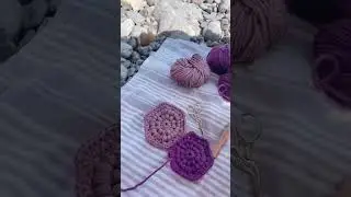 Weekend project - Crochet hexagon granny motif bag