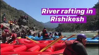Рафтинг в Ришикеше на реке Ганг.