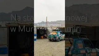 Na stacji benzynowej w Murgobie #fiat126p #pamir